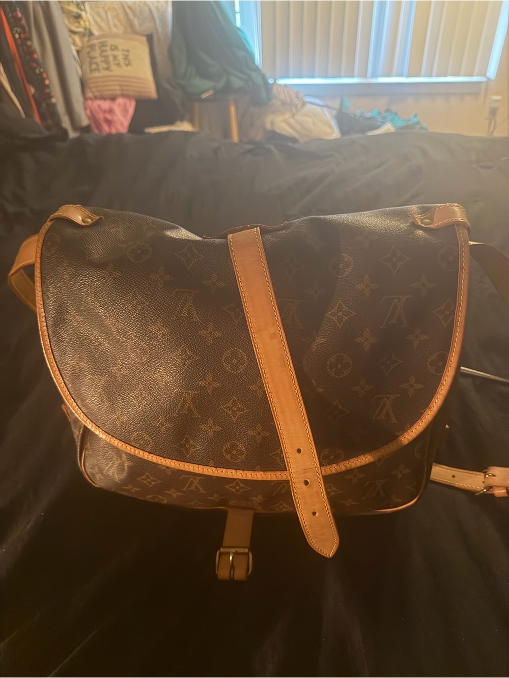 Louis Vuitton Monogram Canvas Messenger Bag with Natural Leather Trim